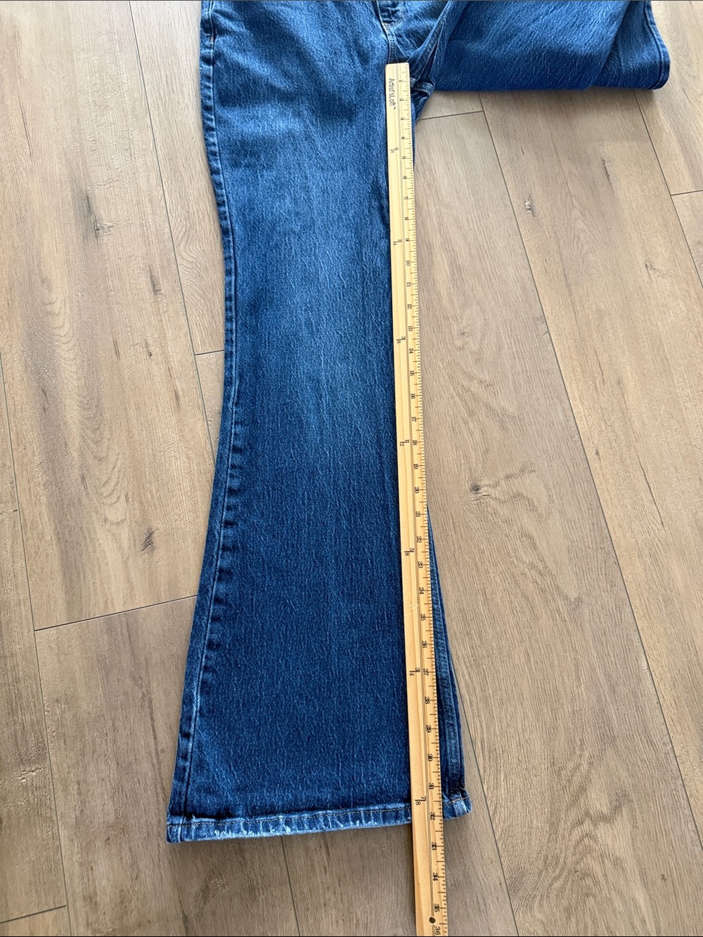 Wrangler Women's High Rise Fierce Flare Jeans Size 27 (4) Dark Wash Embroidered - Picture 11 of 12